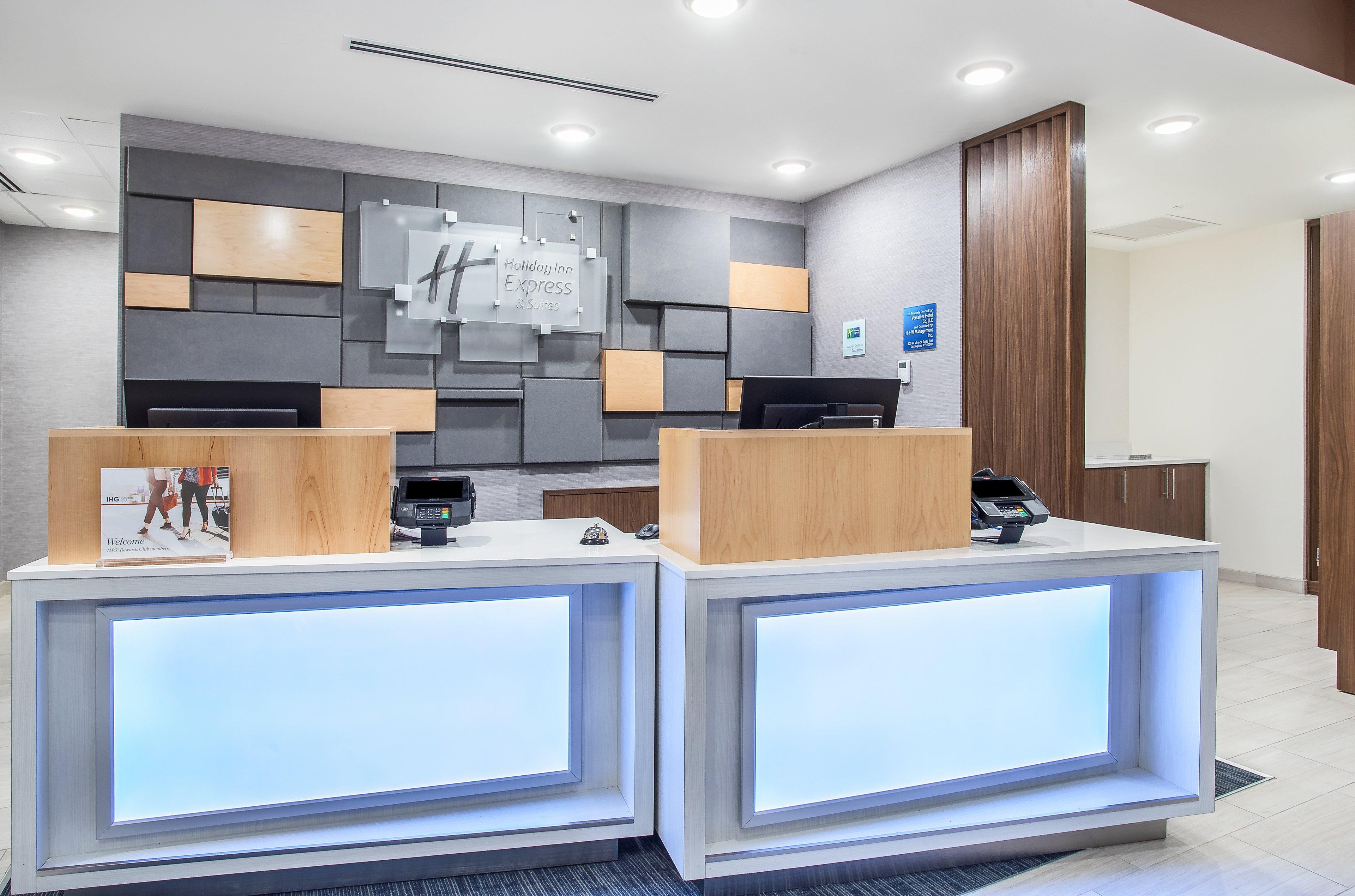 Holiday Inn Express & Suites - Lexington W - Versailles By Ihg Eksteriør billede